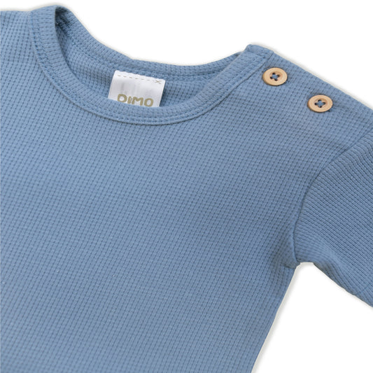 Basic T-shirt – Blauw met houten knoopjes