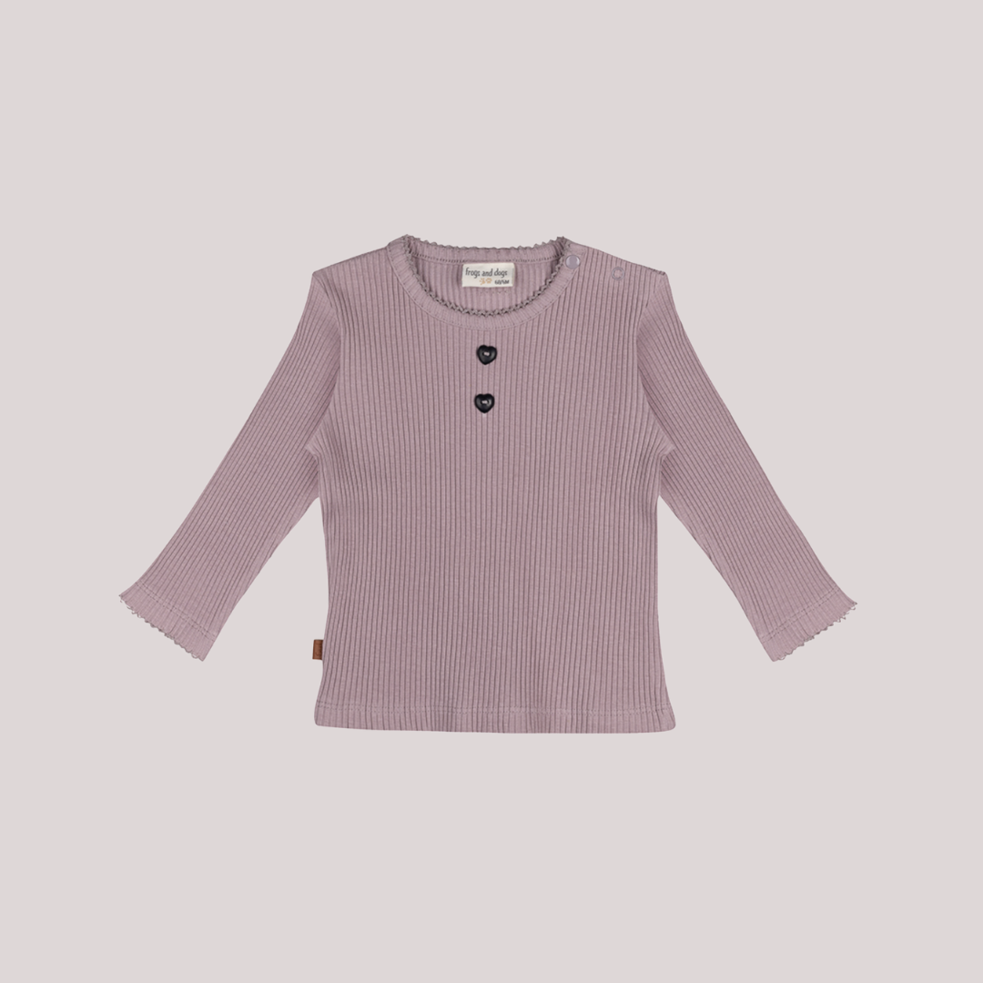 Dusty mauve truitje met hartjesknoopjes